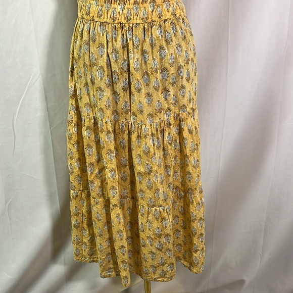 Maijin Yellow Metallic Gold Floral Print Sleeveless Smocked Waist Midi Dress - Picture 14 of 16